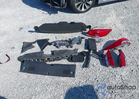 2017 Hyundai Elantra Se z USA, uszkodzony, nr VIN 5NPD84LF8HH108141